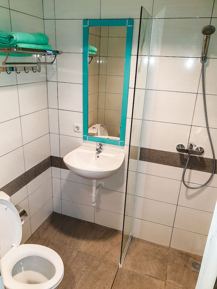 Hotel Aruuman Simpanglima Semarang 39/40