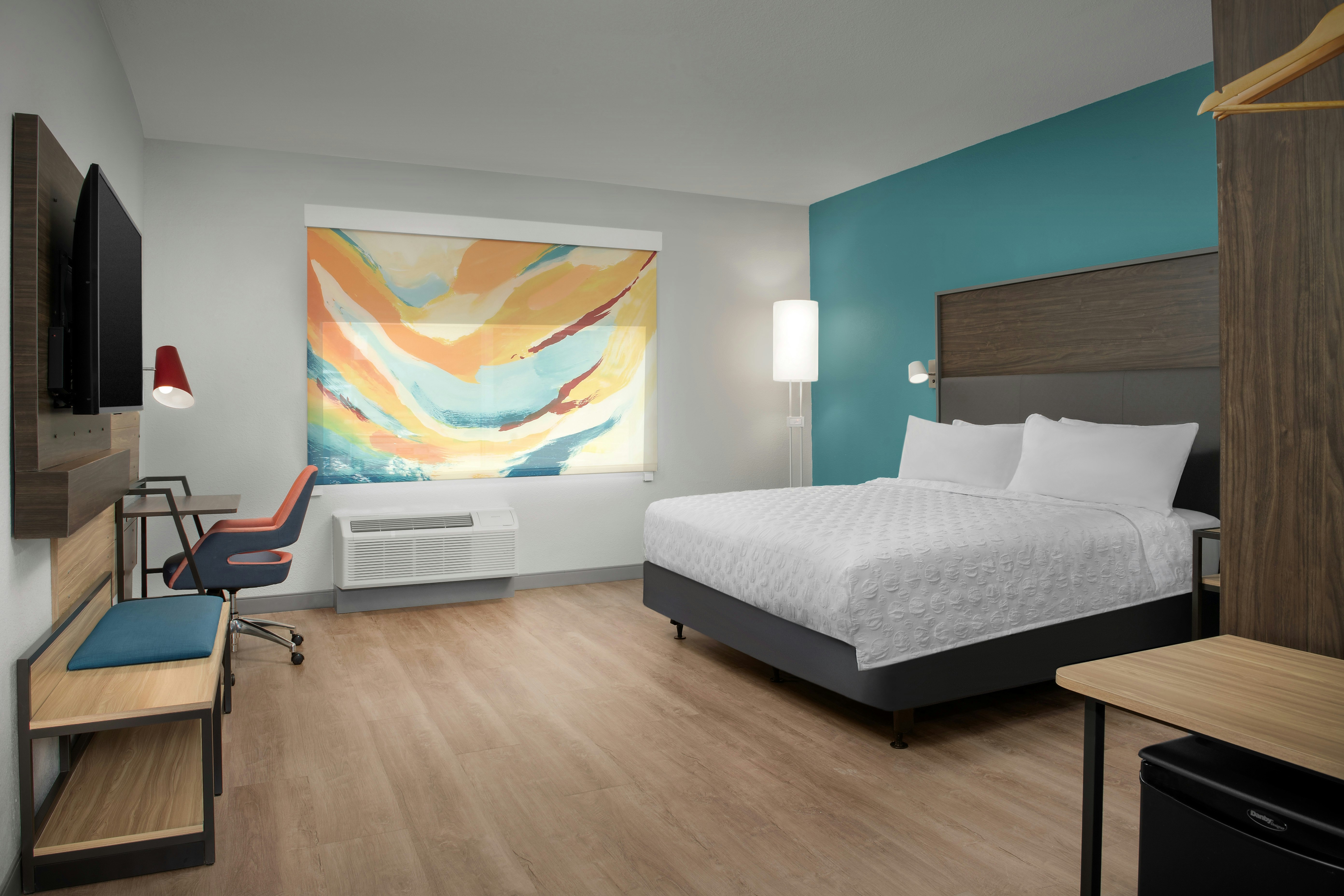ROOM, KING BED, ACCESSIBLE
