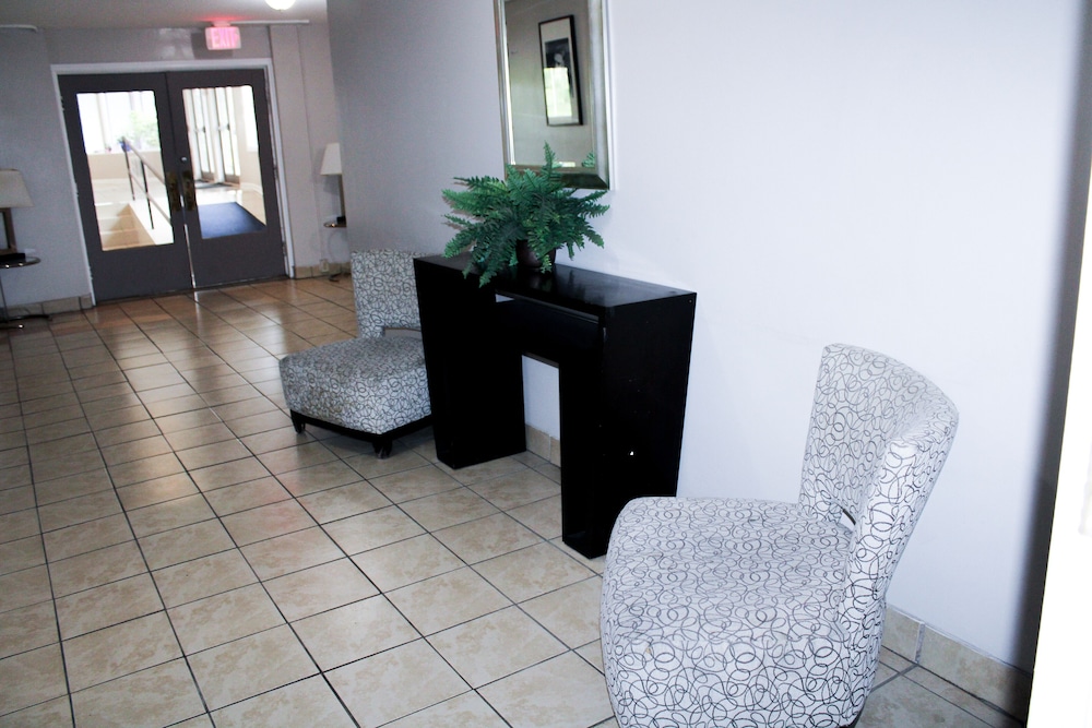 Apm Inn & Suites 45/54