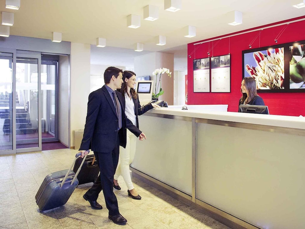 MERCURE MILANO SOLARI 10/75