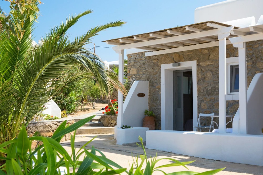 Bellou Suites 42/50