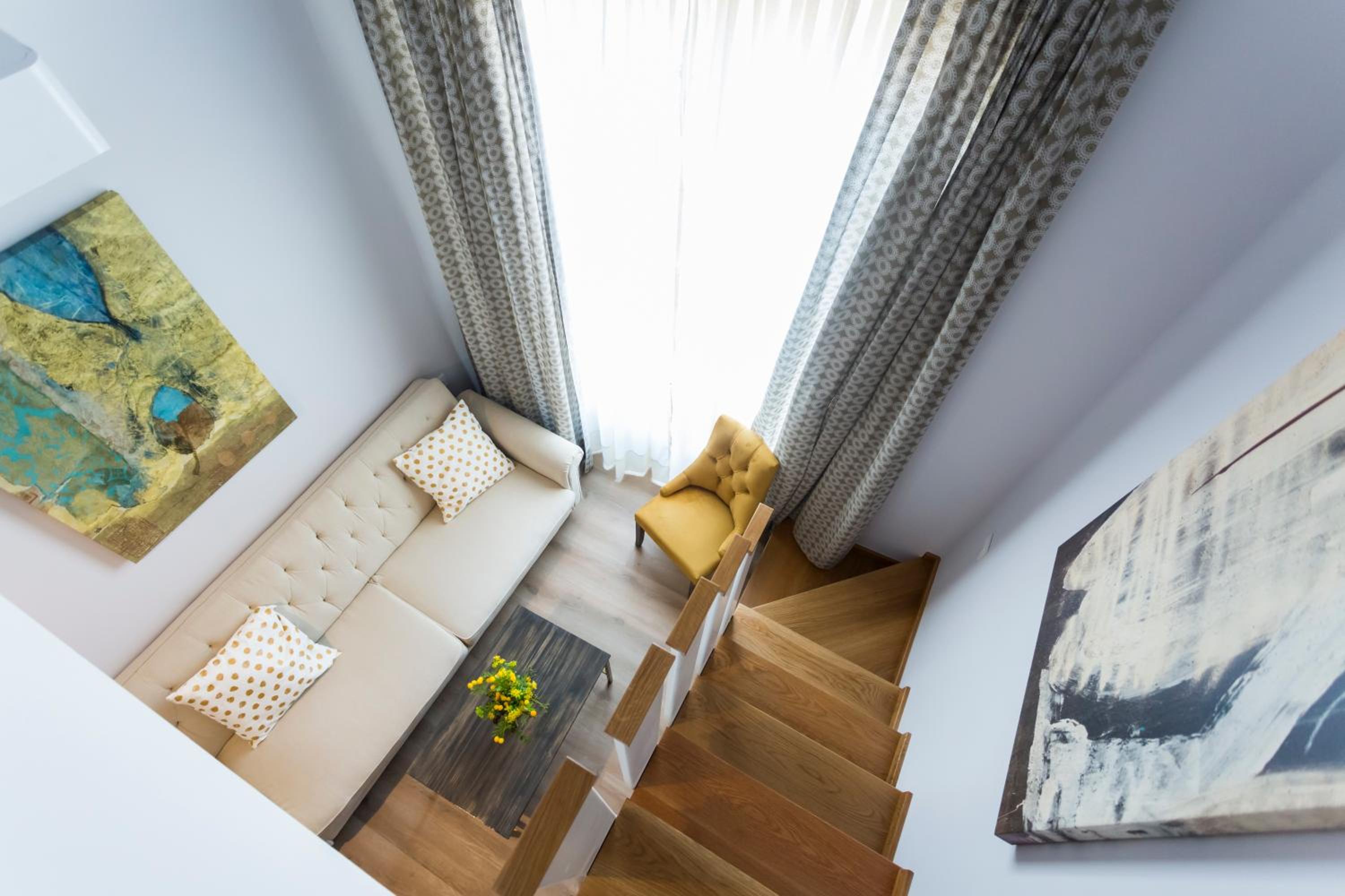 Duplex, Apartment