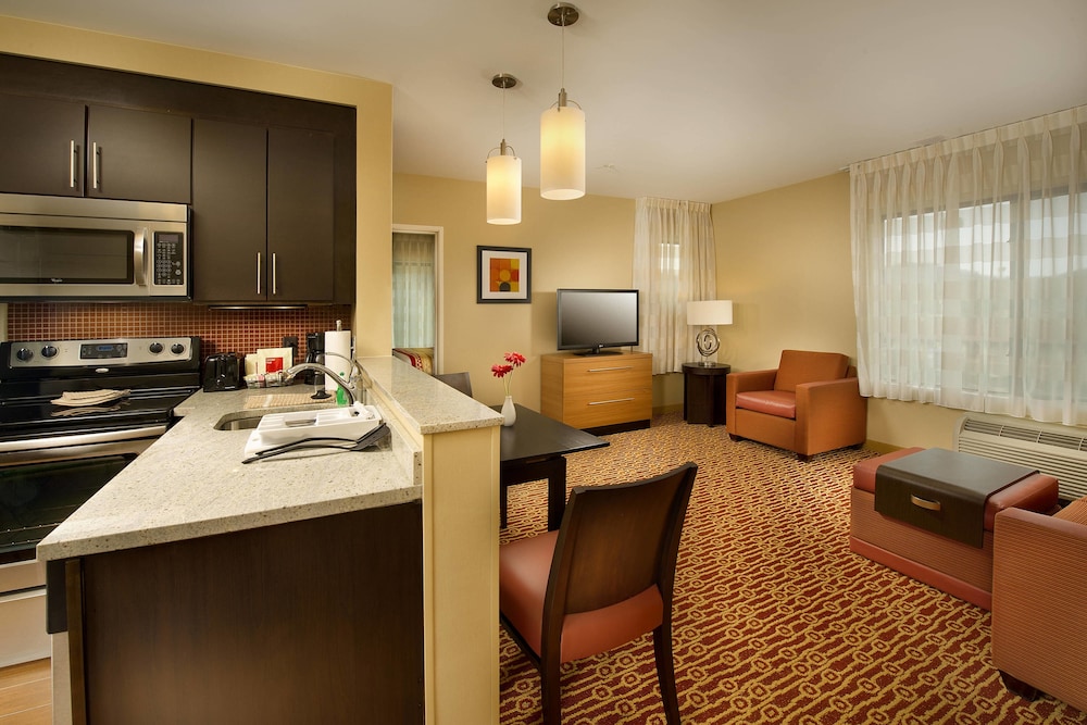 TownePlace Suites Bridgeport Clarksburg 17/23