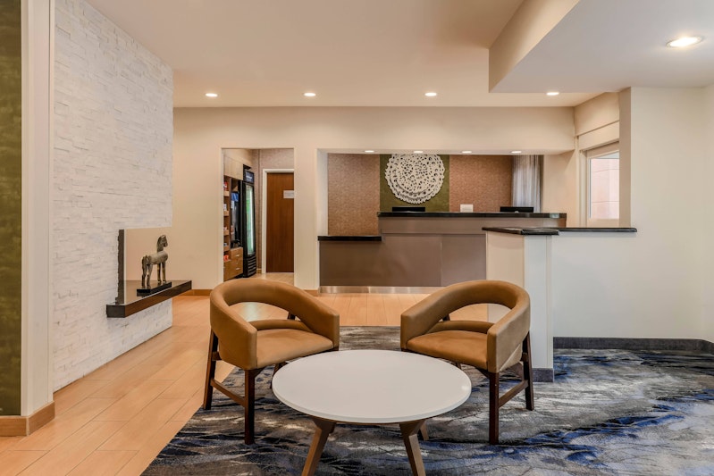 Fairfield Inn & Suites Houston Westchase 8/9