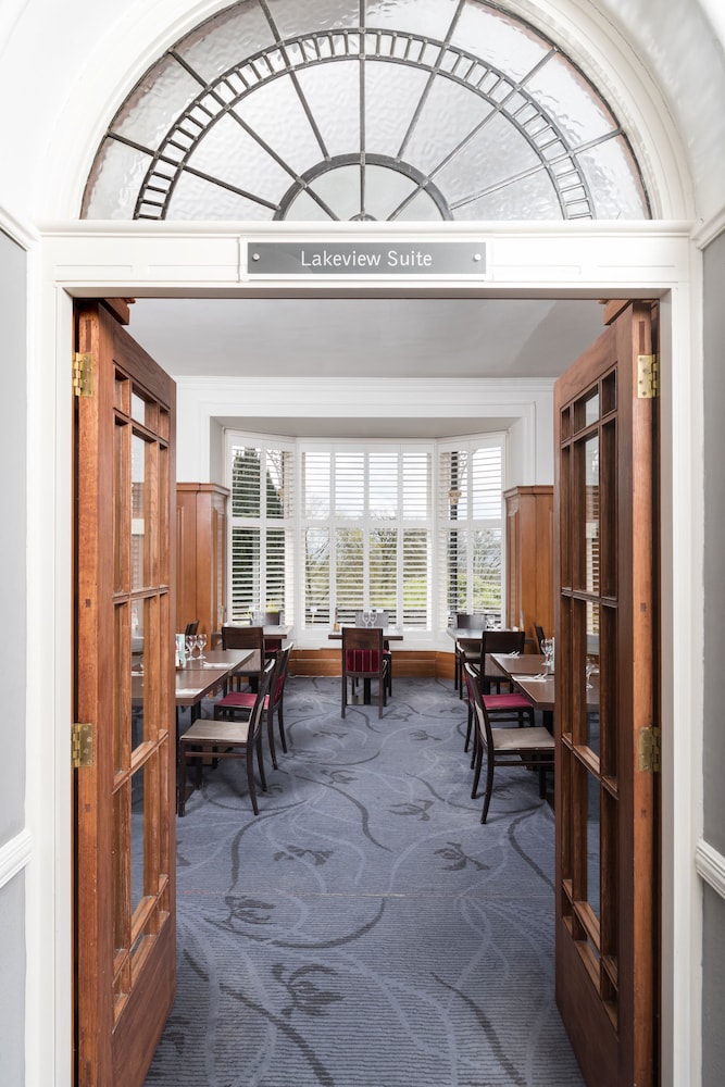 Windermere Hotel 38/60