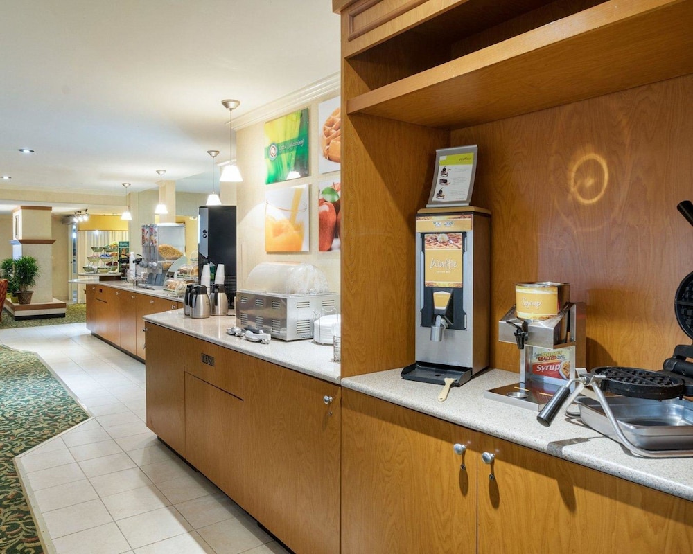 Quality Inn Newark 31/36