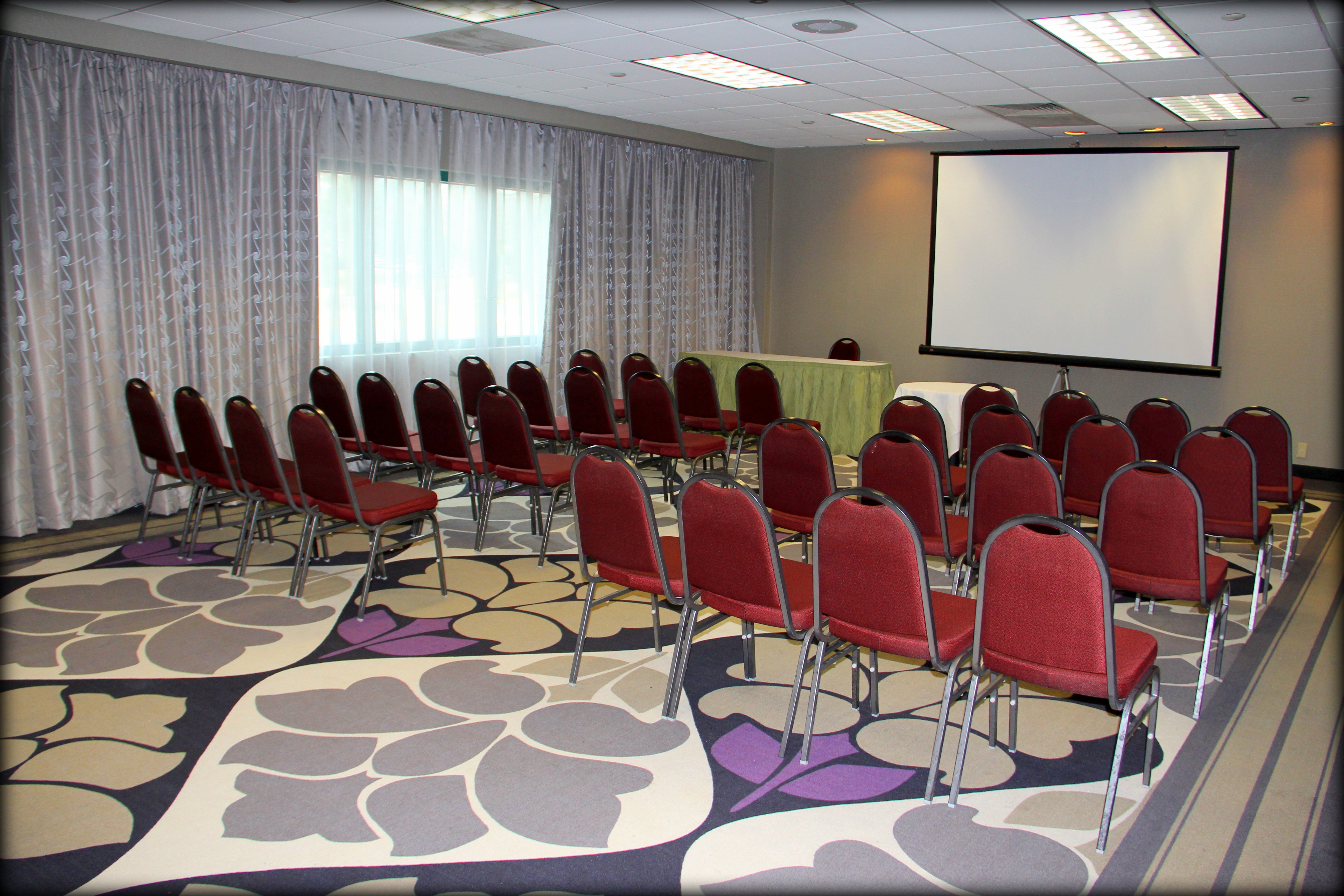 Holiday Inn Princeton 50/60