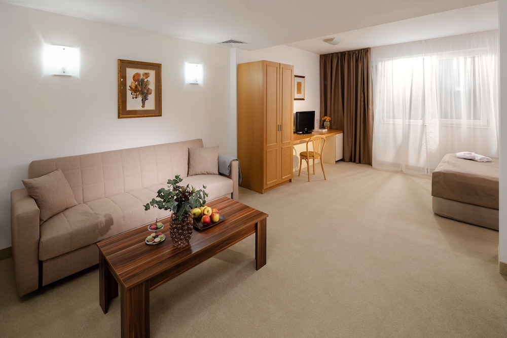 Arte Hotel 18/28