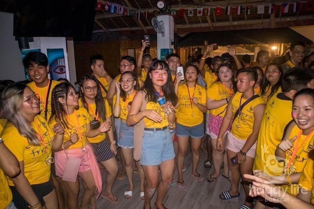 Boracay Backpackers 50/68