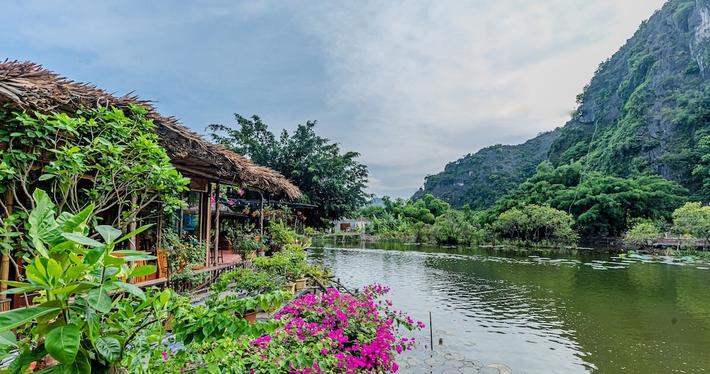 Tam Coc Bungalow 32/42