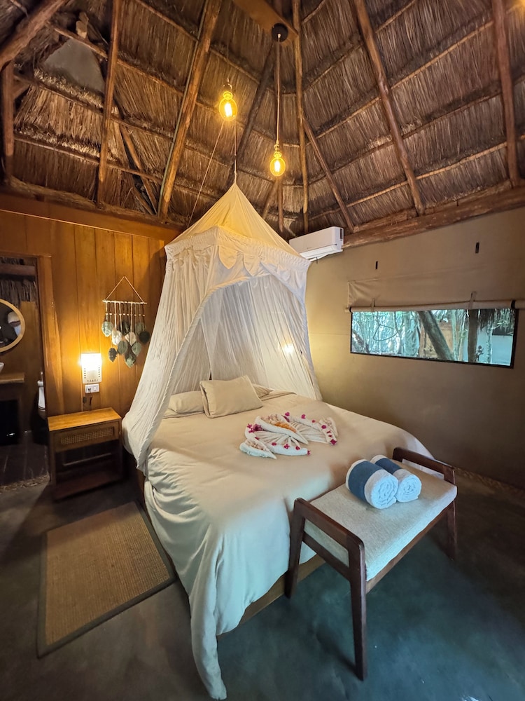 Akumal Natura Glamping 10/50