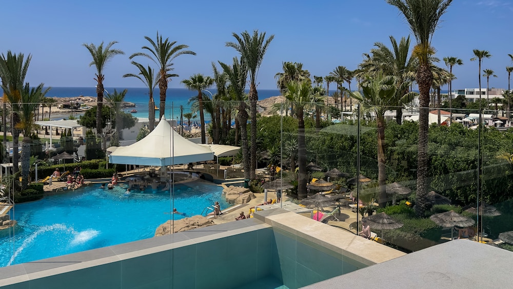 Tasia Maris Beach Hotel - Adults Only 46/49