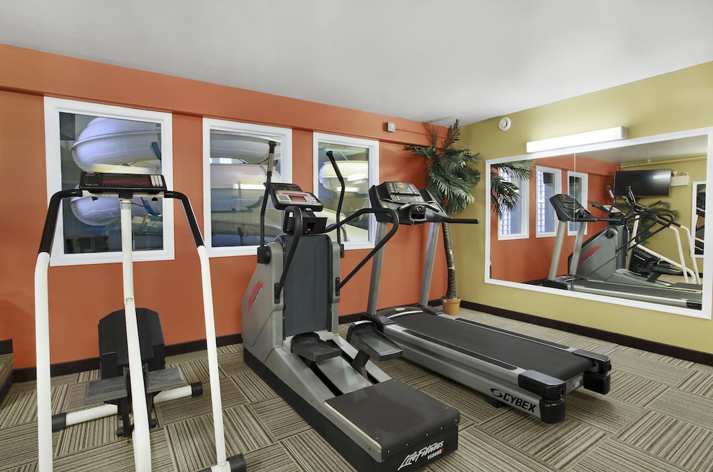 Travelodge By Wyndham Lloydminster 22/33