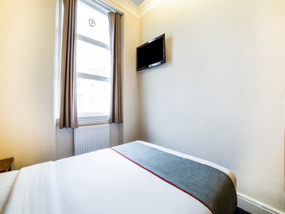 DELUXE, DOUBLE BED