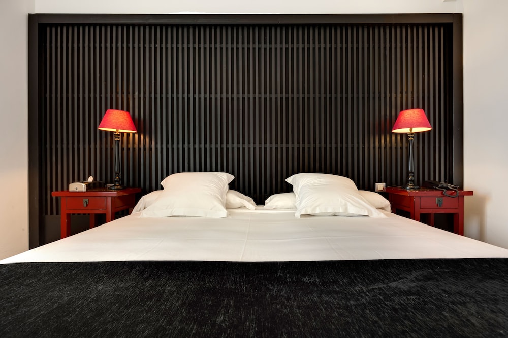 Hotel Market 9/32