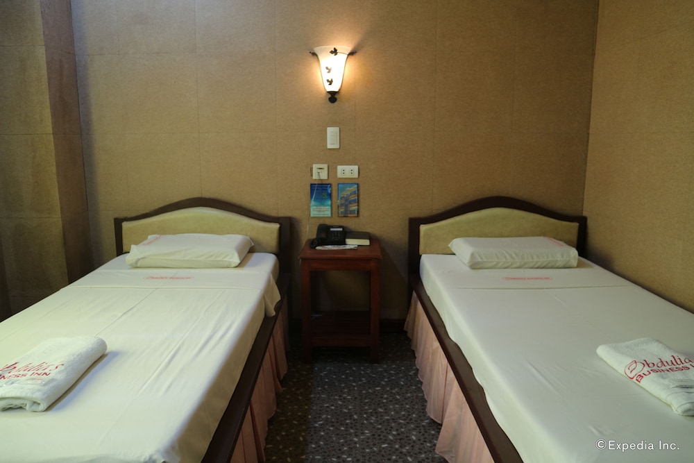 Obdulia's Business Inn 8/21