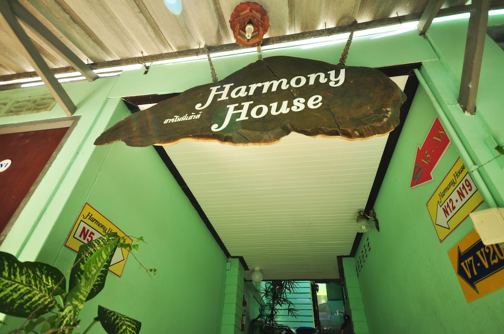 Harmony House 33/50