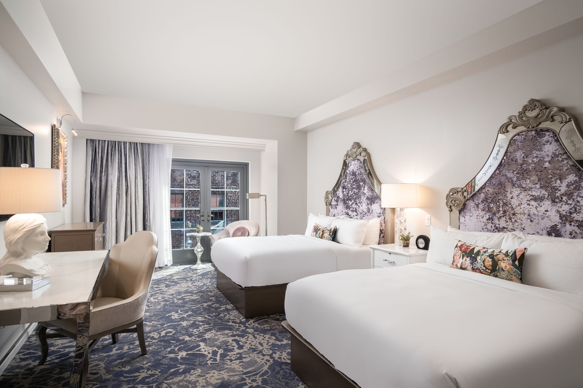 DELUXE, 2 QUEEN BEDS, RIVER VIEW, ACCESSIBLE