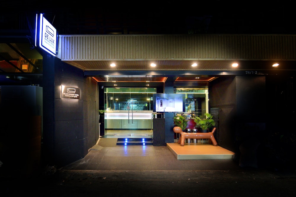 De Lux Bangkok Hotel 7/52
