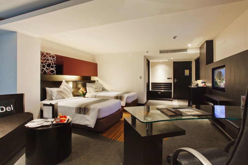 Golden Tulip Mandison Suites 46/59