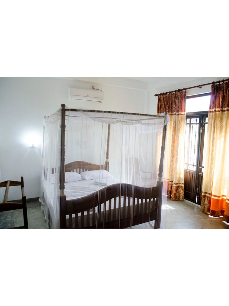 Suwa Arana Resort And Spa 25/42