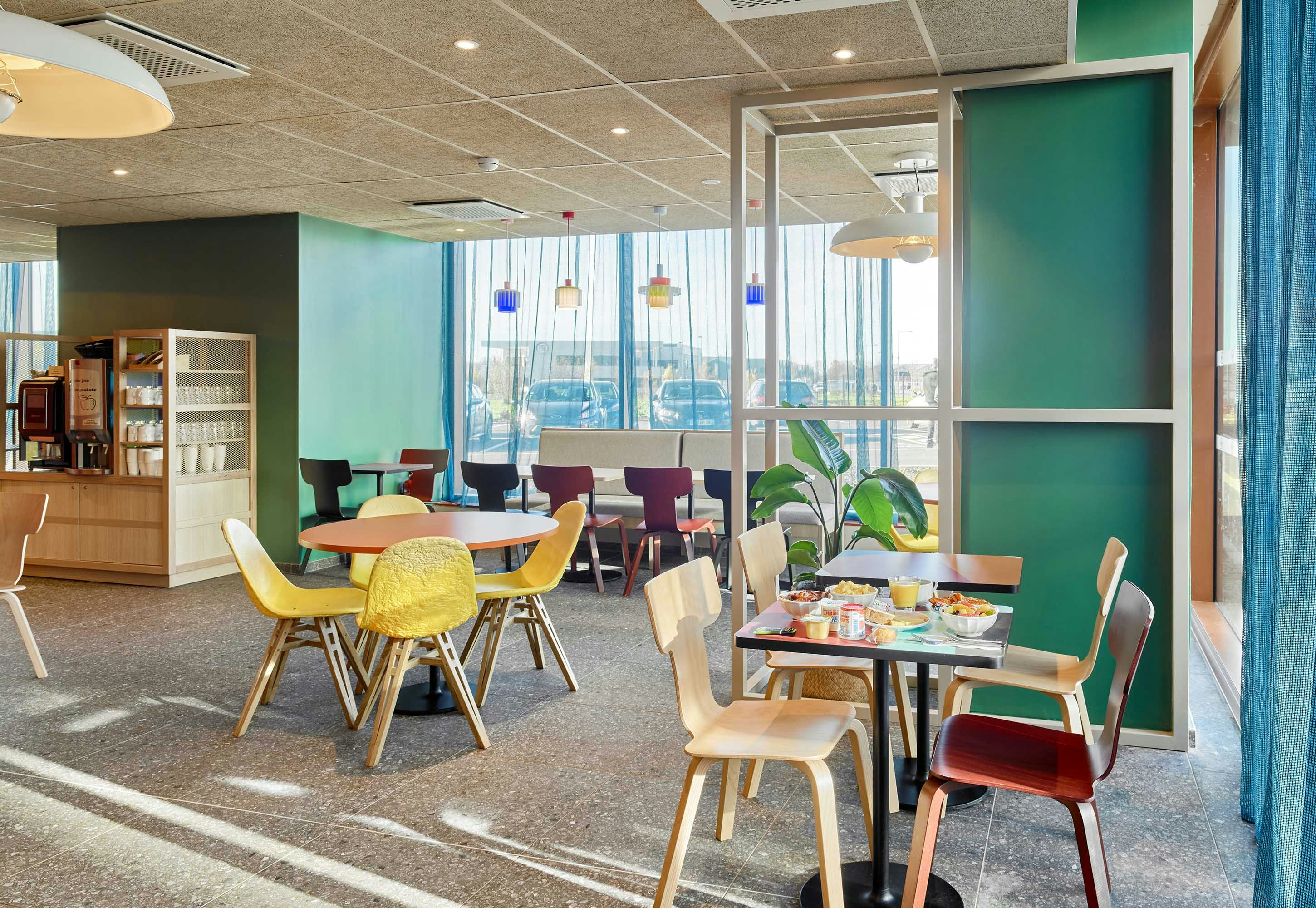 B&B HOTEL Marne-la-Vallee Val d Europe 25/30