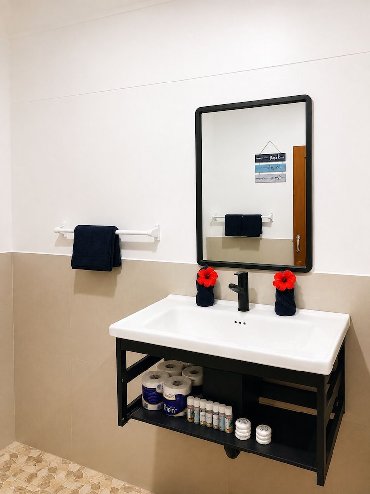 Crusoe's Retreat 51/62