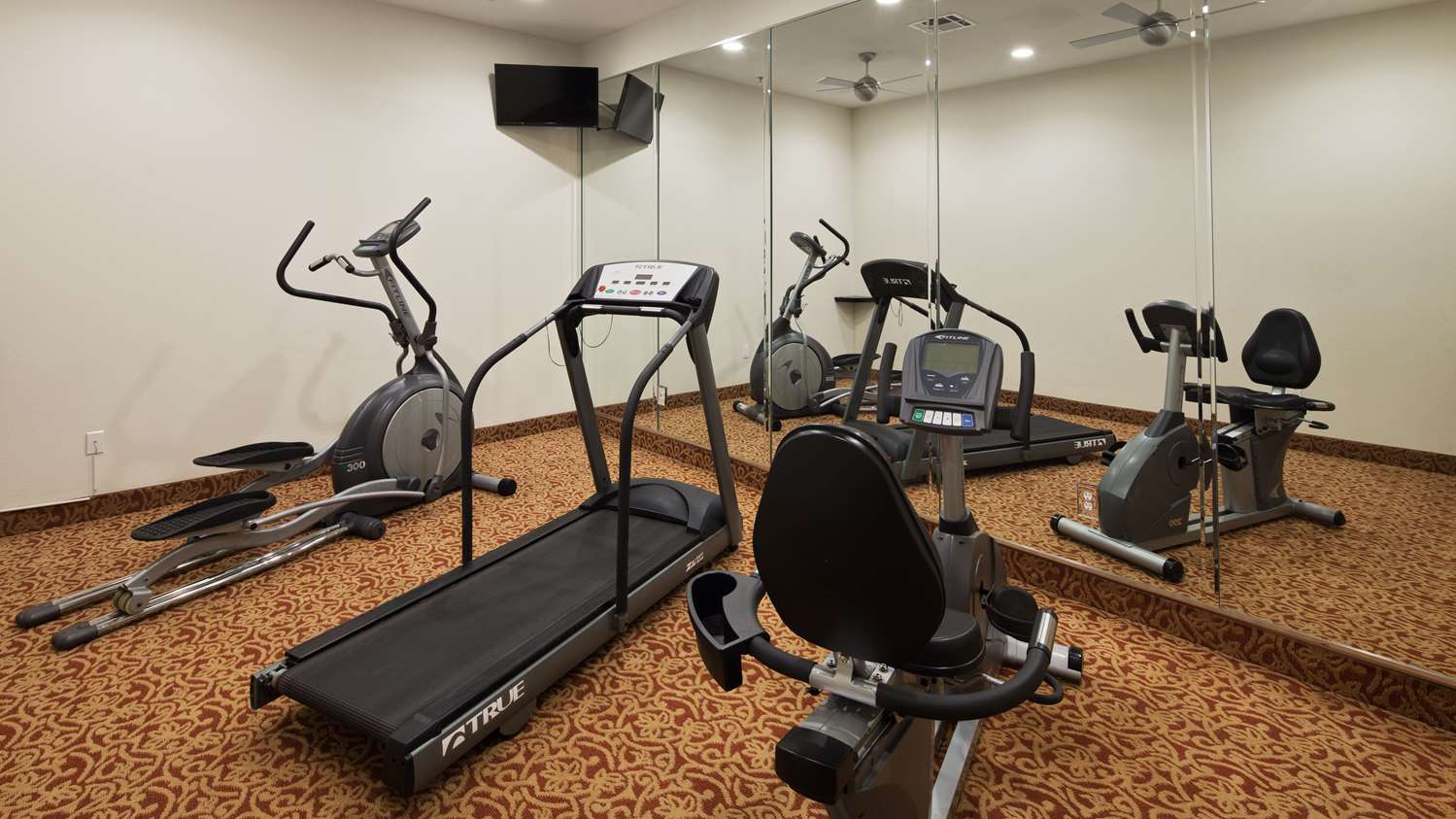 Best Western Cleveland Inn & Suites 7/17