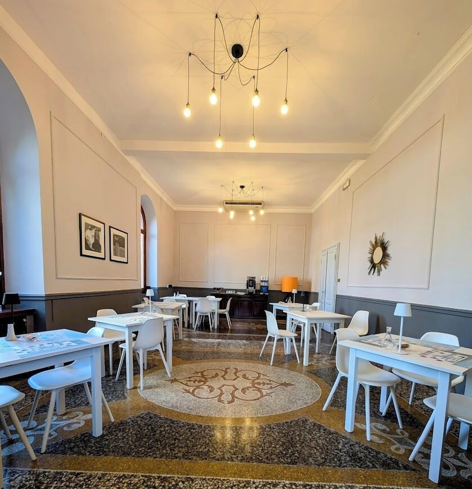 Villa Fieschi Hotel 35/49
