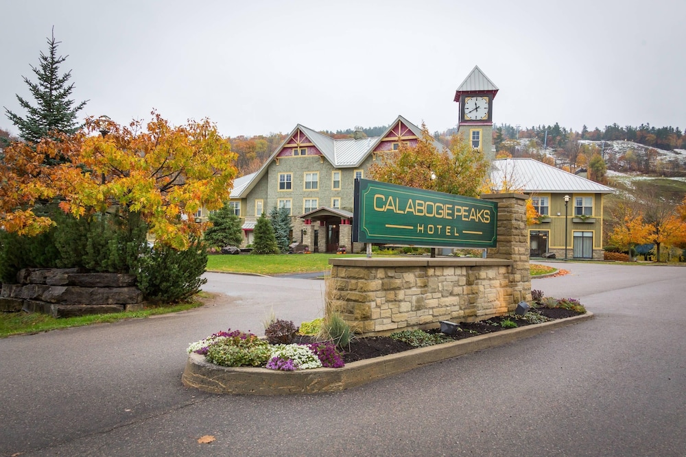 Calabogie Peaks Hotel, Ascend Hotel Member 42/50