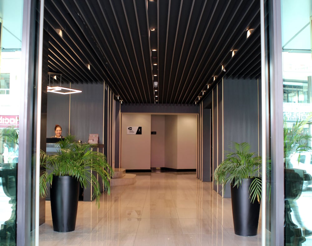 Nobel Hotel 2/69