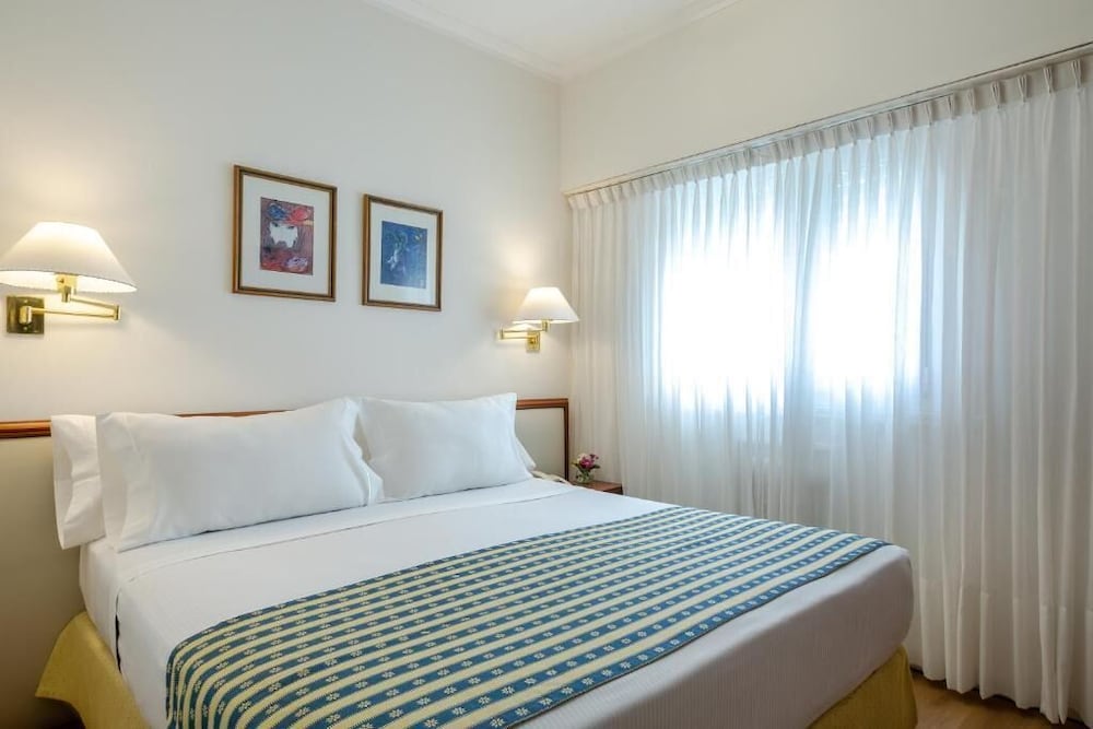 Hotel Iruna 36/72