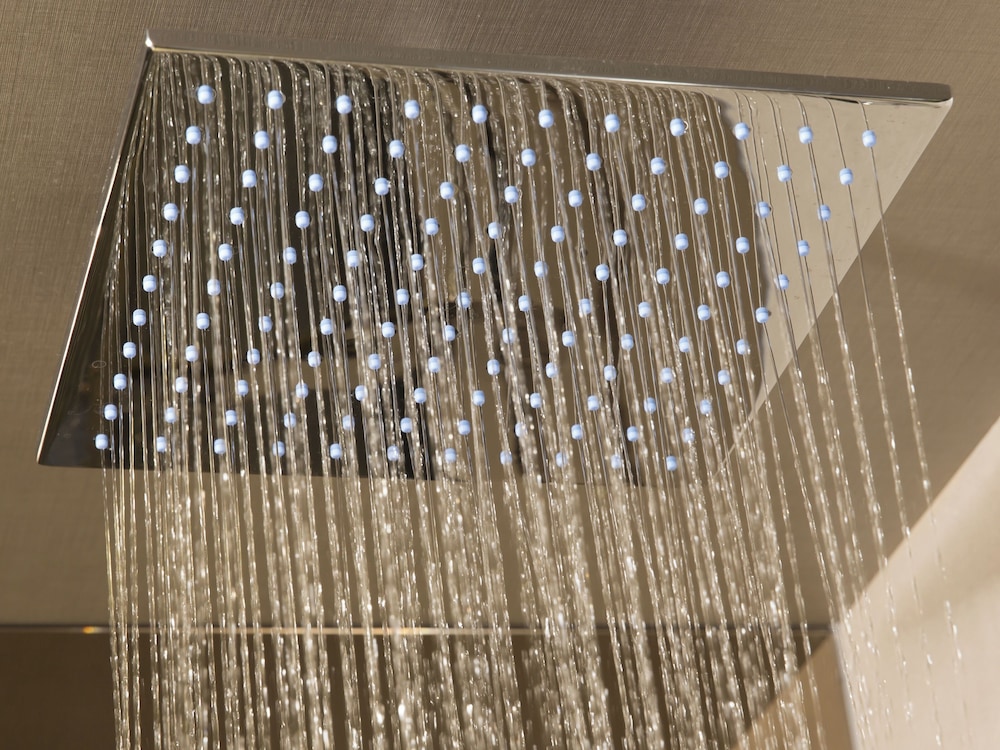 Bloc Hotel Birmingham 35/50