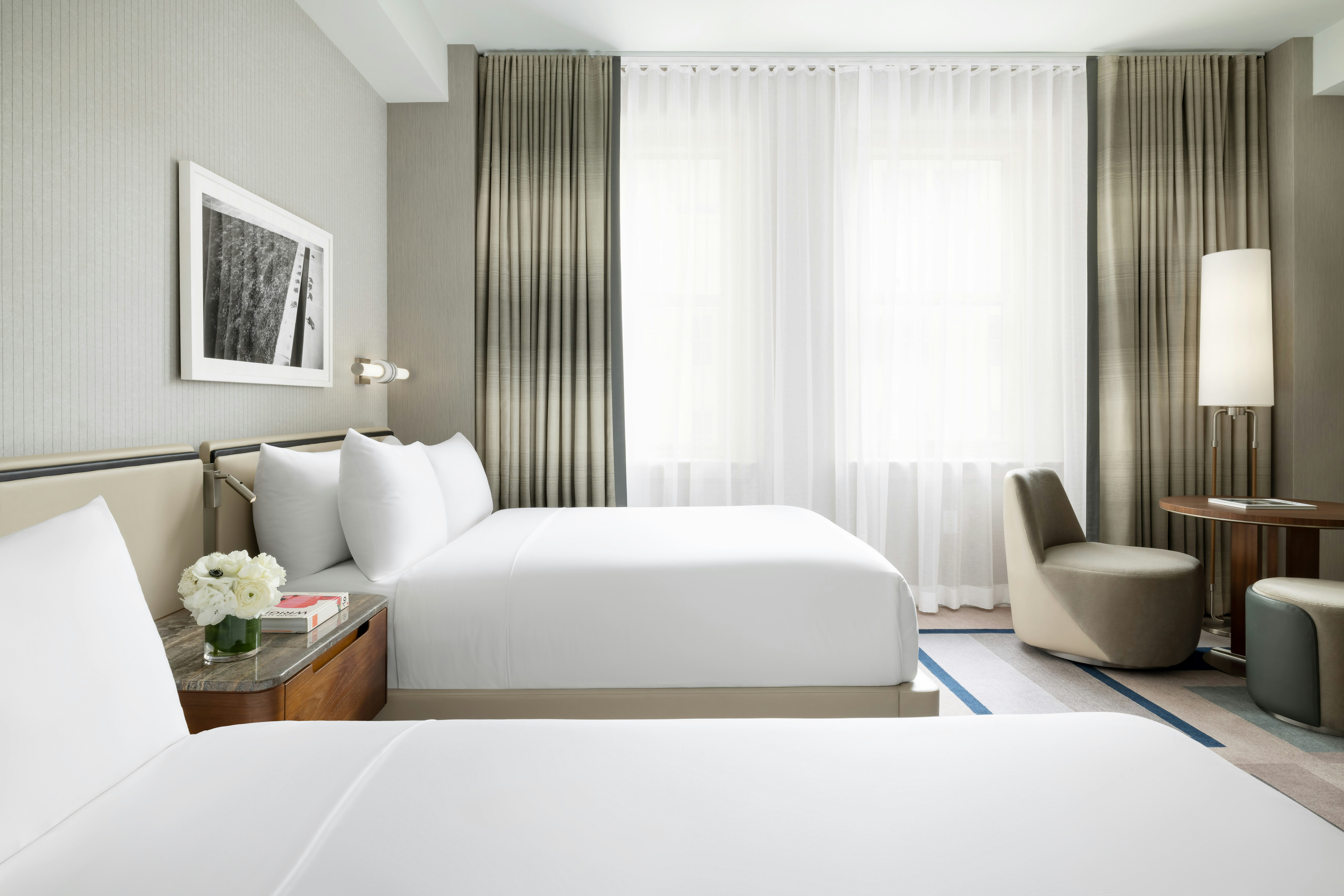 DELUXE, DOUBLE BED