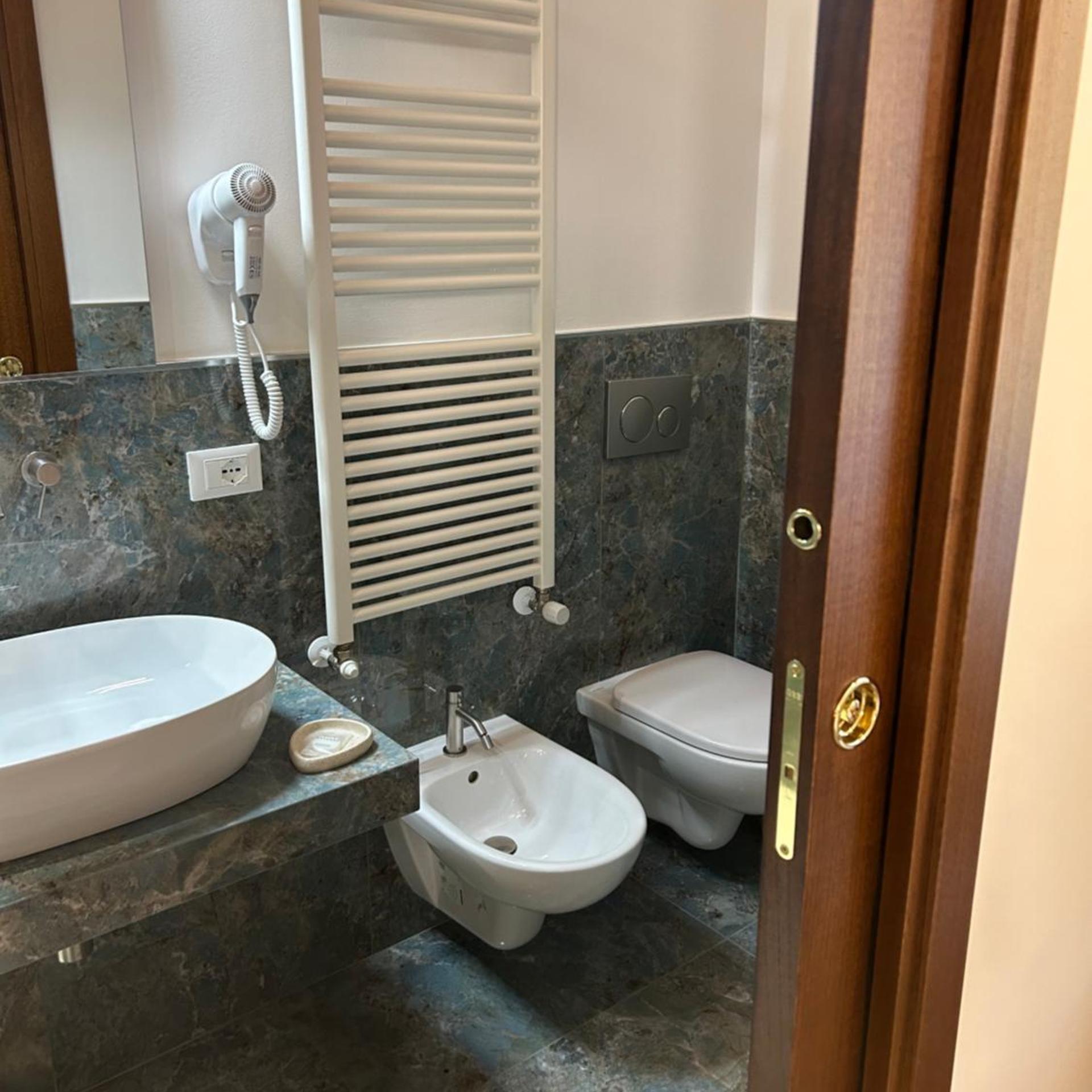 Deluxe, Double or Twin Bed, Le Due Fontane 5/8