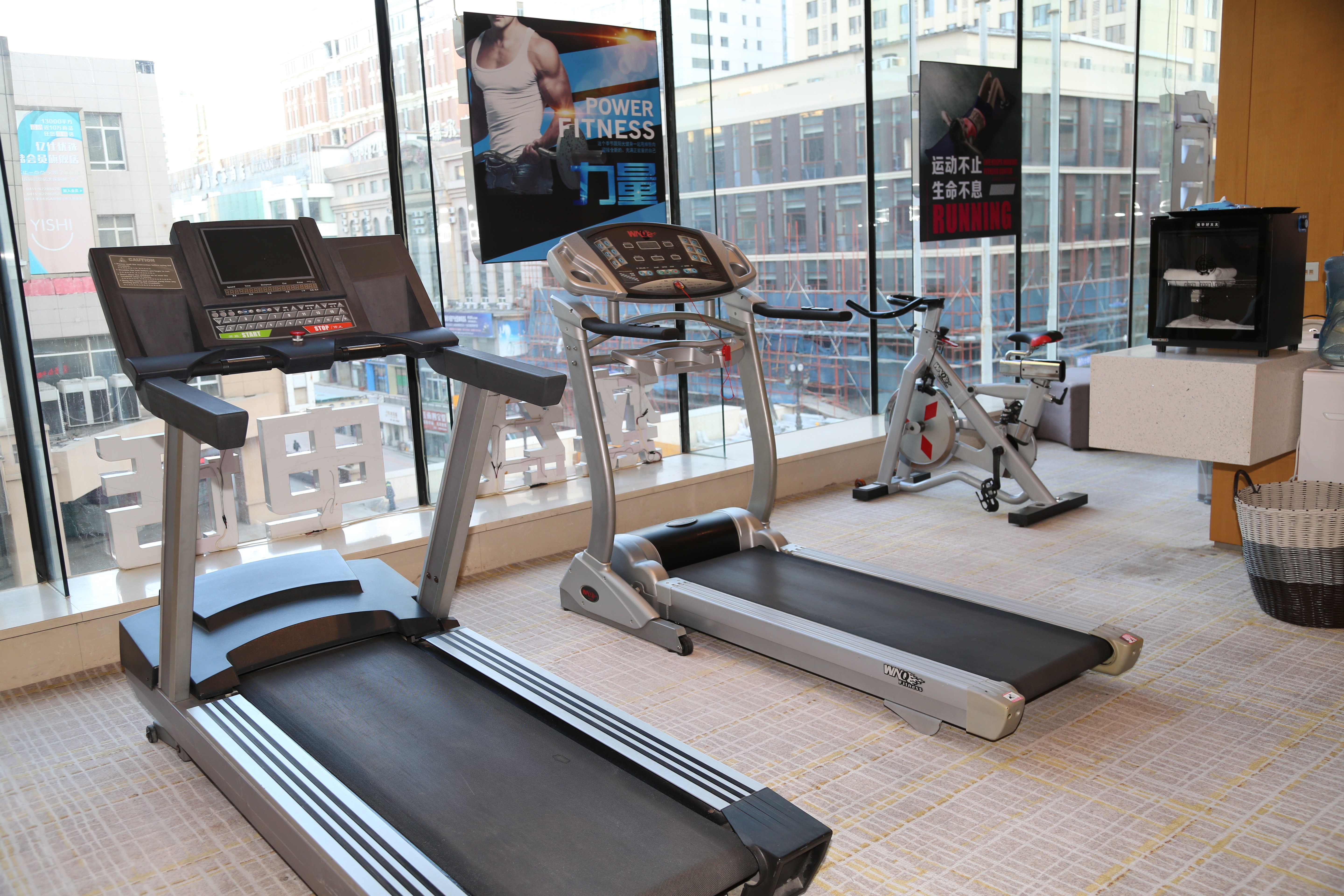 Holiday Inn Express Dalian City Center 26/50