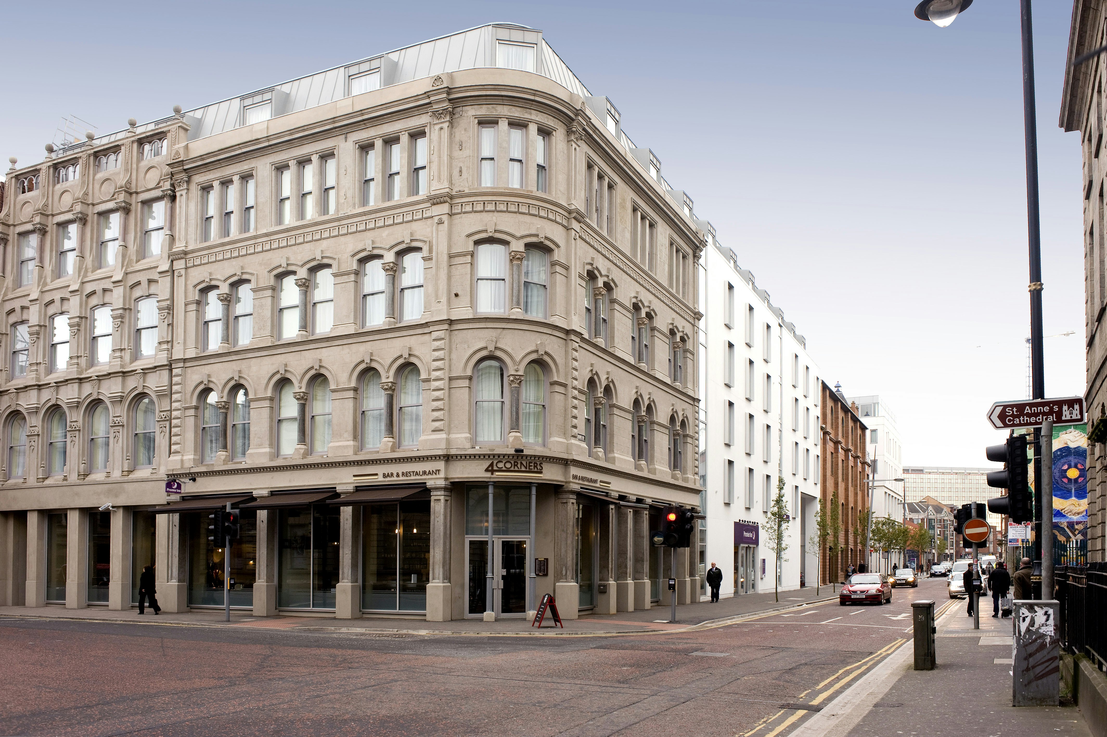 Premier Inn Belfast City Cathedral Quarter 23/28