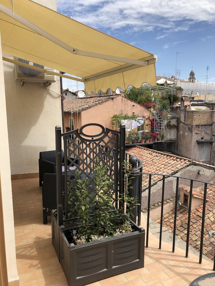 BB Il Re Alla Reginella Guest House 3/42