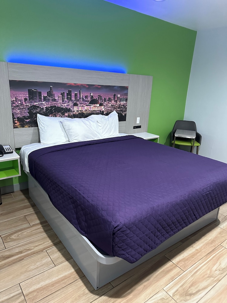 Garden Inn San Gabriel 16/57