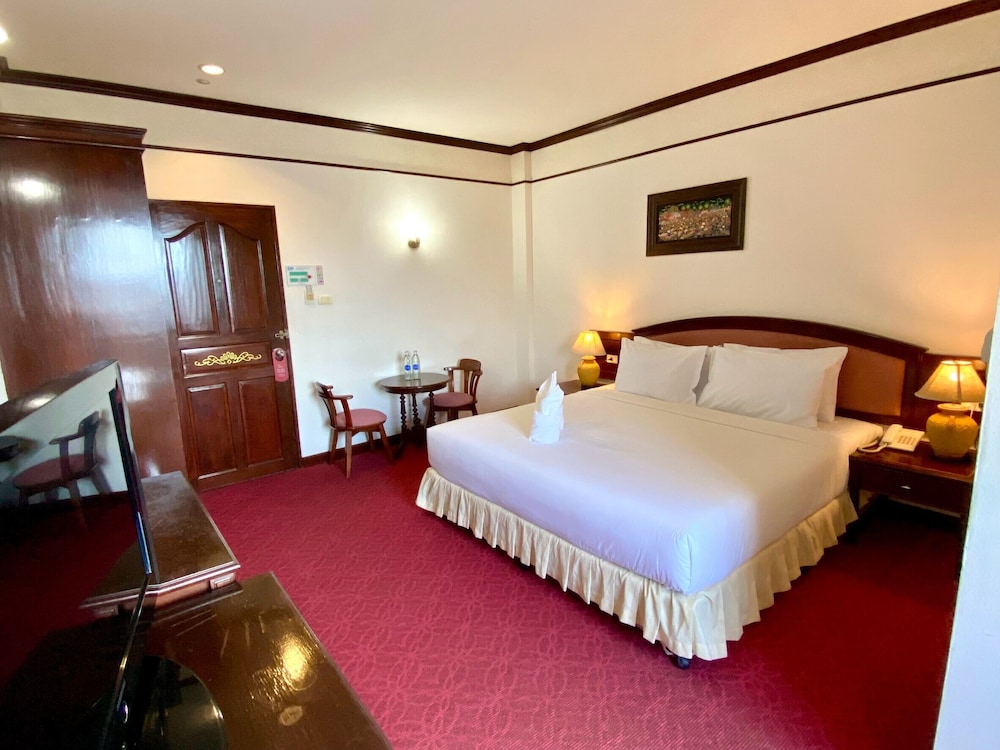 Crystal Hotel 30/46