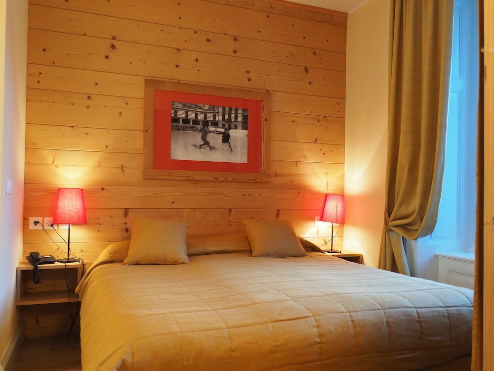 Maloja Palace 24/55