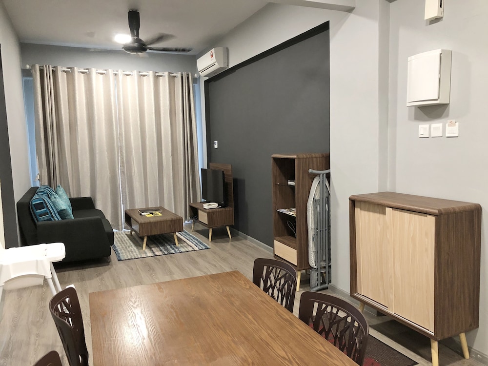 Seaview Apartment 39/50