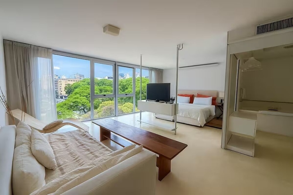 Design Ce Hotel De Diseno 62/74
