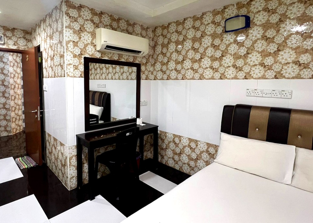 Putra Heights New Wave Hotel 40/45