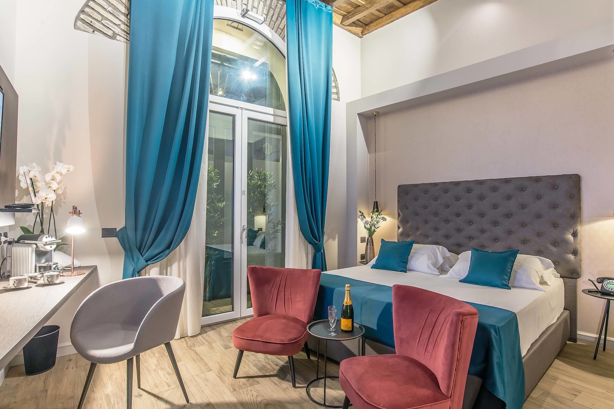 SUPERIOR, DOUBLE BED, GROUND FLOOR