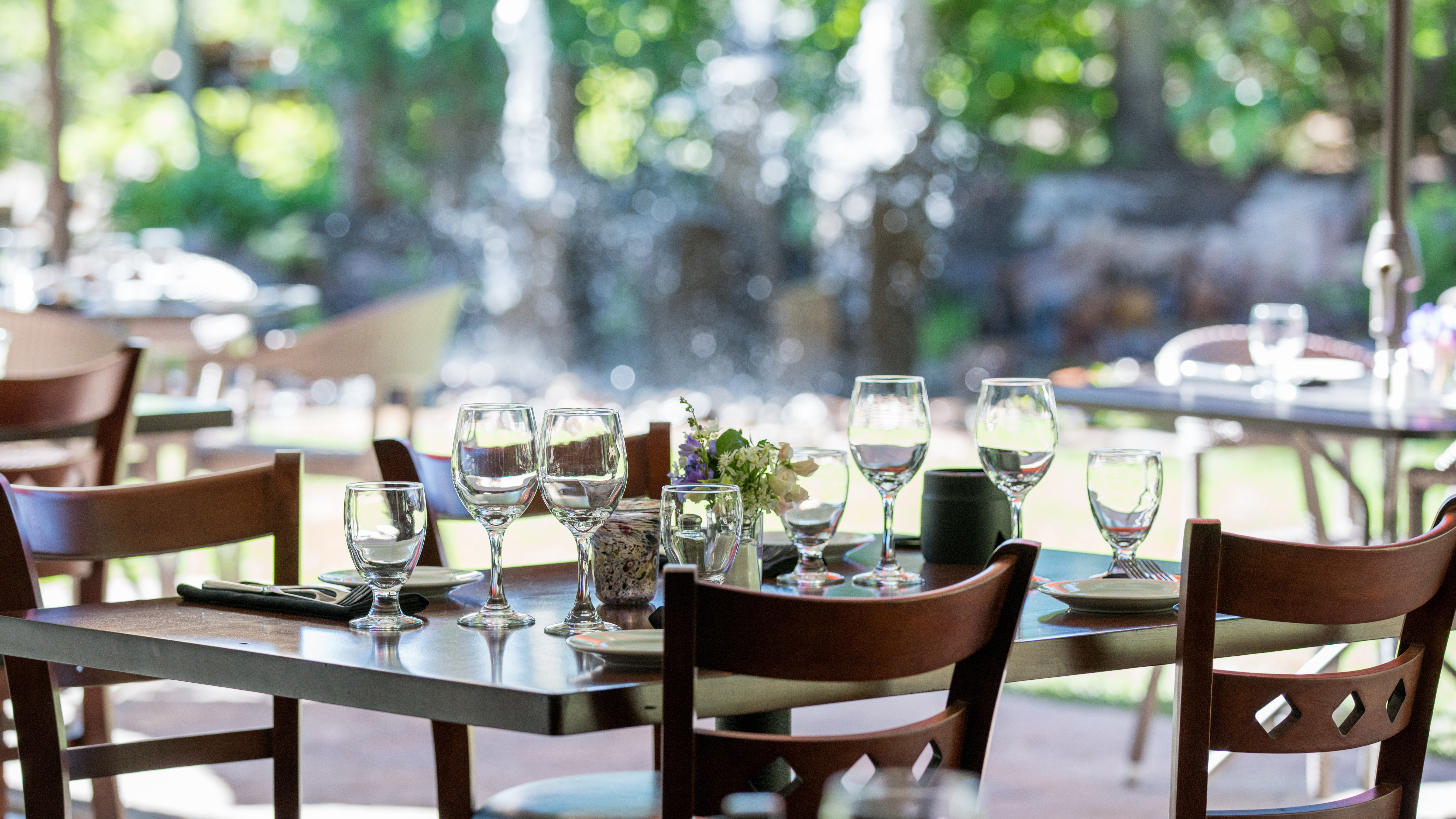 Knob Hill Inn 31/48
