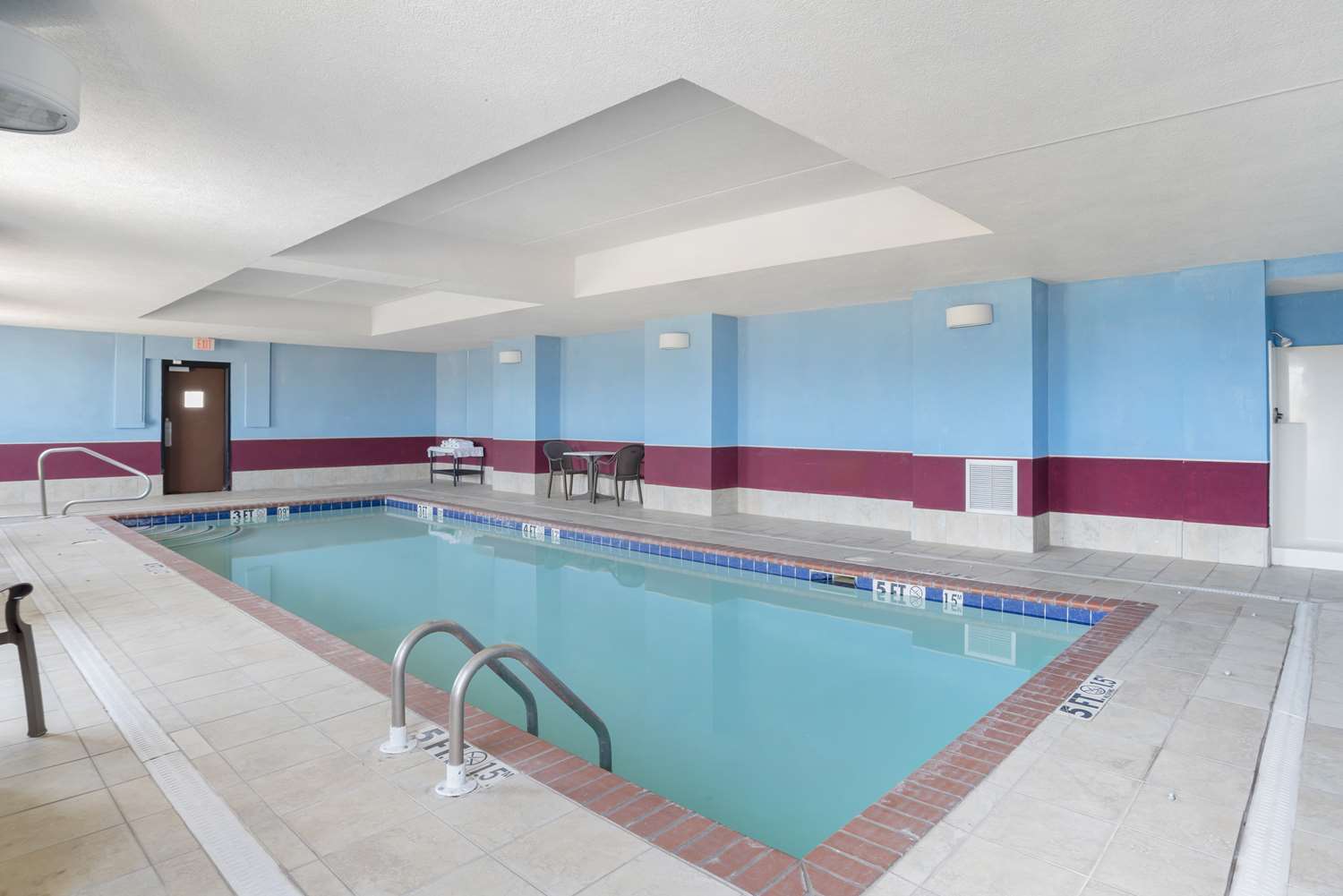 Best Western Plus Flowood Inn & Suites 19/39