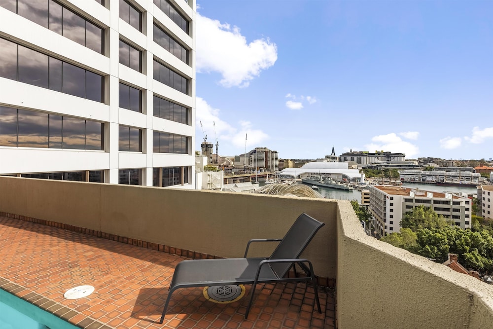 Metro Apartments on King Street 8/50