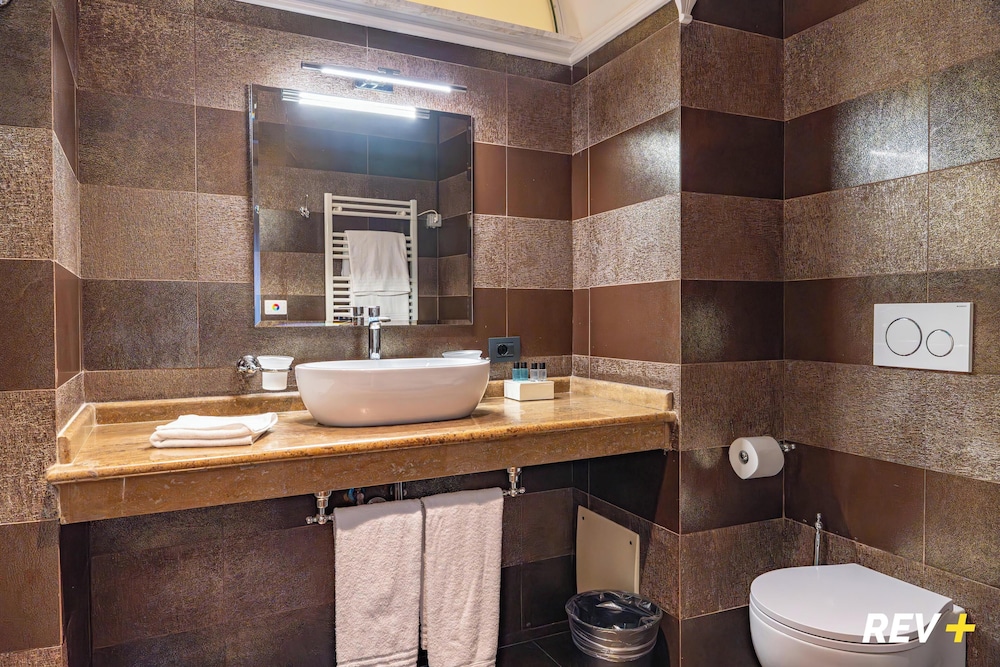 Via Veneto Suites 67/71