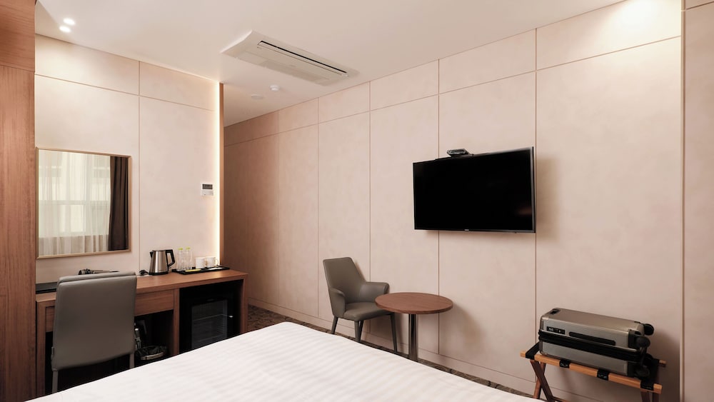 New Seoul Hotel 45/50